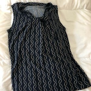 Sleeveless blouse
